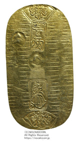 文政小判は文政2年~文政11年(1819~1828)に鋳造されました。品位は金559 / 銀441 13.1g。裏の極印が草書体の文の字なので、草文小判ともいいます。鑑定書(令和3年7月20日)・桐箱付き。