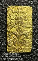鋳造期間:宝永7年~正徳4年(1710-1714) 品位:金834/銀166