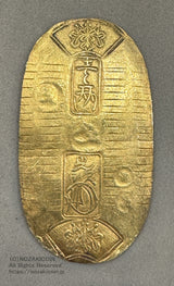 安政小判は安政6年(1859)に鋳造されました。品位は金570 / 銀430 量目8.97g。裏の極印が正の字なので、正字小判ともいいます。鑑定書・桐箱付き。