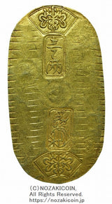 文政小判は文政2年~文政11年(1819~1828)に鋳造されました。品位は金559 / 銀441 13.1g。裏の極印が草書体の文の字なので、草文小判ともいいます。鑑定書(令和8年3月17日)・桐箱付き。