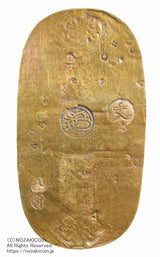 元文小判は元文元年~文政元年(1736~1818)まで鋳造されました。背に真書体の文の字の刻印があり真文小判とも呼ばれています。品位は金653 / 銀347 鑑定書(令和7年5月27日)・桐箱付き。