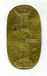 文政小判は文政2年~文政11年(1819~1828)に鋳造されました。  品位は金559 / 銀441 量目13.07g。  裏の極印が草書体の文の字なので、草文小判ともいいます。  縁起がいいとされる七福小判です。  鑑定書・桐箱付き。