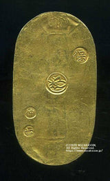 天保8年〜安政5年 (1837~1858)に鋳造されました。 金56.8% 銀43.2% 量目11.3g。 裏の極印が保の字なので、保字小判ともいいます。 鑑定書・桐箱付き。