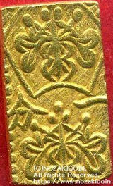 万延一分金は万延元年~慶応3年(1860~1867)に鋳造されました。  品位は金574 / 銀426 量目は0.82gです。  ハネ分とトメ分があります。