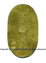 万延小判は万延元年~慶応3年(1860~1867)まで鋳造されました。  品位は金574 / 銀426 量目3.3g です。  小型で雛小判とも呼ばれます。  鑑定書・桐箱付き。