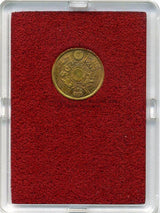 旧2円金貨 明治3年(1870) 発行枚数 883,293枚 直径 17.48mm 品位 金900 / 銅100 量目3.33g 化粧箱にはダメージがあります。 オークションのビニール袋無し