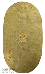 万延小判は万延元年～慶応3年(1860～1867)まで鋳造されました。品位は金574 / 銀426 量目3.3g です。小型で雛小判とも呼ばれます。鑑定書・桐箱付き。