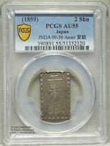 安政二朱銀は安政6年(1859)に鋳造されました。
貿易二朱とも呼ばれています。
長柱座
PCGSスラブAU55
