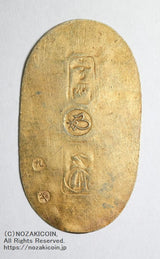 万延小判は万延元年～慶応3年(1860～1867)まで鋳造されました。品位は金574 / 銀426 量目3.3g です。小型で雛小判とも呼ばれます。鑑定書・桐箱付き。