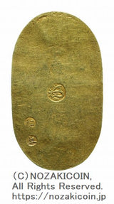 万延小判は万延元年～慶応3年(1860～1867)まで鋳造されました。品位は金574 / 銀426 量目3.3g です。小型で雛小判とも呼ばれます。鑑定書(令和7年12月16日)・桐箱付き。