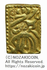 元禄一分金は元禄8年〜宝永7年（1695～1710）に鋳造されました。
品位は金564 / 銀436 量目は4.46gです。
元字一分金とも呼ばれています。
鑑定書 令和7年7月22日発行